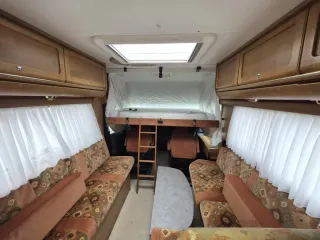 Autocaravana Rapido 9048DF