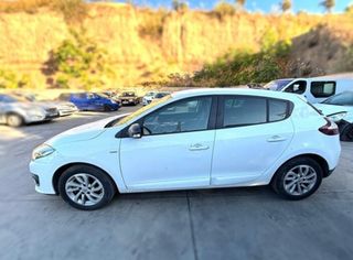 Bandeja tras renault 102804 megane 1.2 g 2014-2016