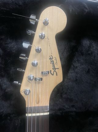 Guitarra Squier Stratocaster