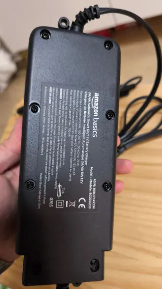 Cargador Baterías Amazon Basics