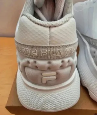 Zapatillas Fila Talla 41 Blancas Nuevas