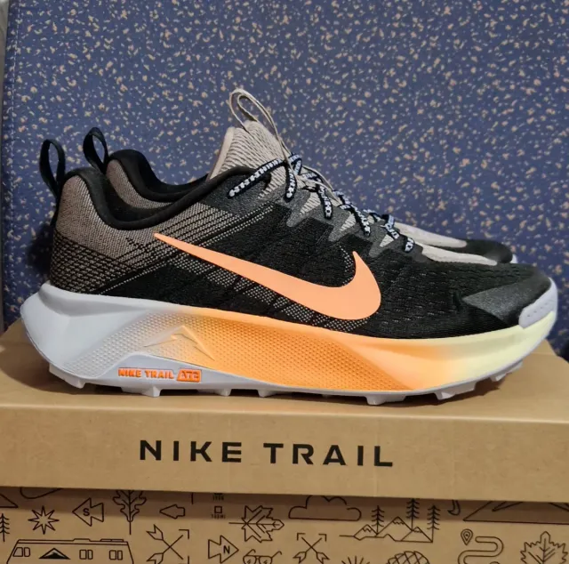 Zapatilla Nike React Wildhorse 10 Negra /Naranja.