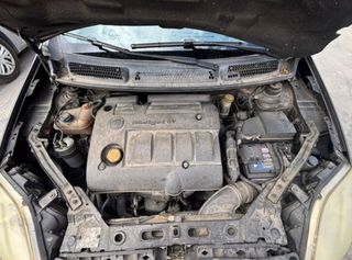 Fiat 104991 bandeja tras bravo 1.9 jtd 2007-2014