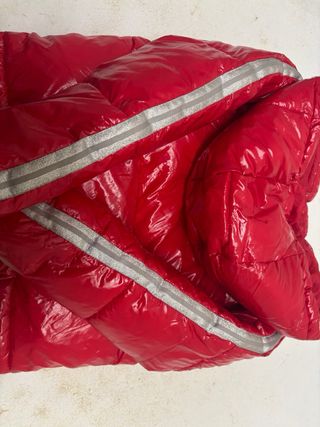 Cazadora niña Benetton 4-5 años roja