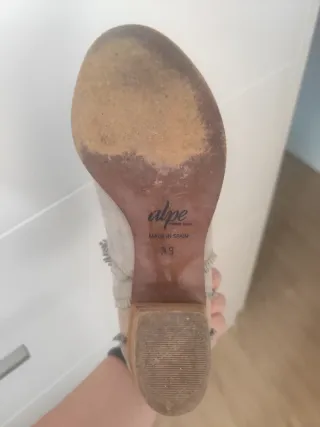 Botines grises de ante