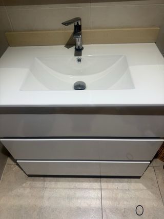 Lavabo con espejo y grifo, 3 cajones