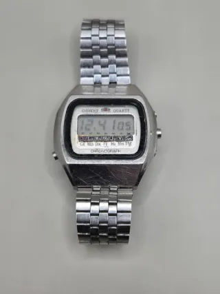 Reloj Orient Quartz Digital