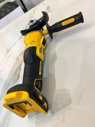 Radial DeWalt
