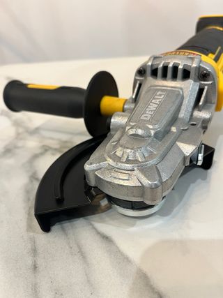 Radial DeWalt