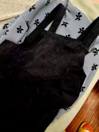 Conjunto premamá: vestido, jersey, bufanda