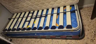 2 Somieres + 2 Colchones 90x190cm NEGOCIABLE