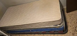 2 Somieres + 2 Colchones 90x190cm NEGOCIABLE