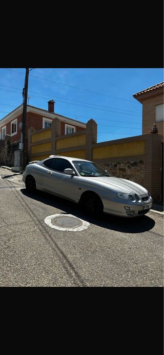 Hyundai Coupe 2001