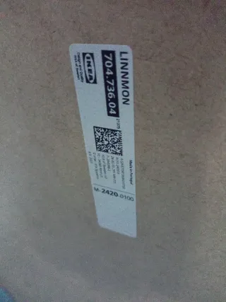 Mesa Ikea madera y patas de metal regulables