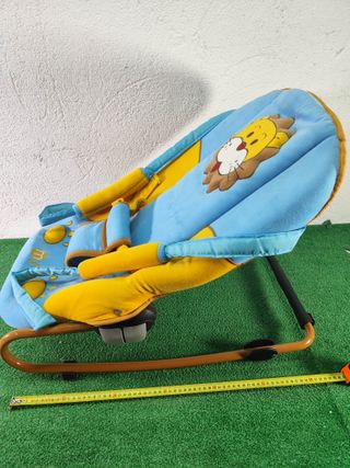 Mecedora hamaca para bebé con diseño de león