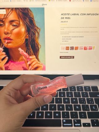 Aceite labial Gisou Honey Infused Lip Oil !!OFERTA