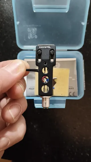 Portacápsulas Stanton 680 con cápsula y aguja