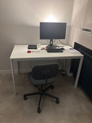 Mesa de comedor y también escritorio blanca IKEA