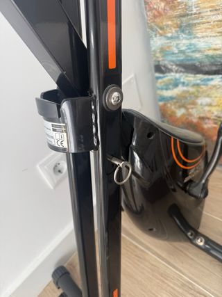 Bicicleta estática plegable