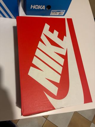 Cajas vacías zapatillas