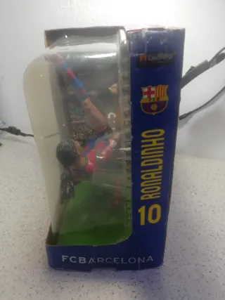 Figura FTChamps Ronaldinho grande en caja