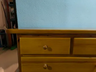 Cómoda recibidor de pino