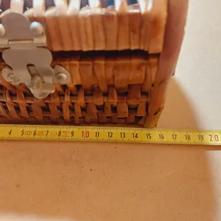 Bolso mimbre antiguo pequeño