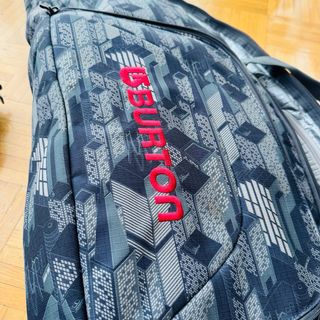 Pack Snowboard: Tabla, Botas, Fijaciones y Funda