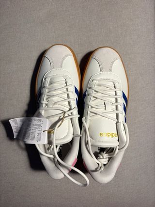 Adidas Blancas y Azules Nuevas Talla X