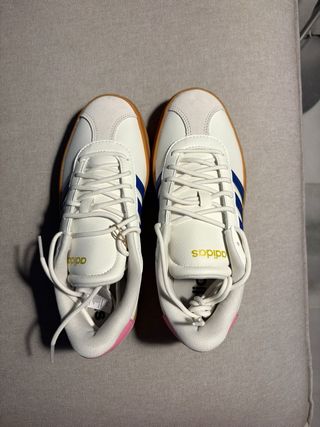 Adidas Blancas y Azules Nuevas Talla X