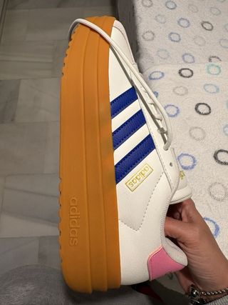 Adidas Blancas y Azules Nuevas Talla X