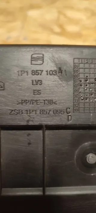 Guantera Seat León 2 luz y desconexión de airbag