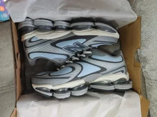 New Balance gris Azul