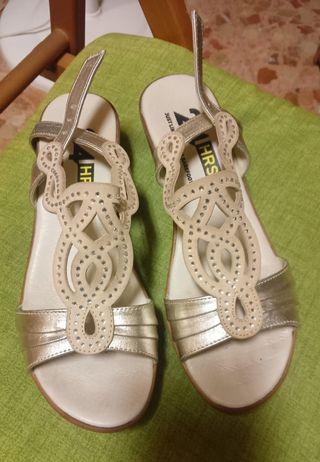 Sandalias 24 HRS Beige/Dorado Talla 37