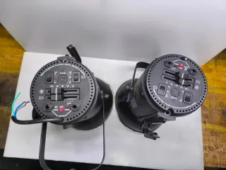 2 Focos Flash SOLAPRO Fotografía