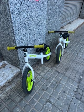 2 Bicis sin pedales Btwin blanca y verde