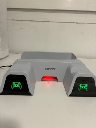 Soporte PS5 con Refrigeración y Cargador