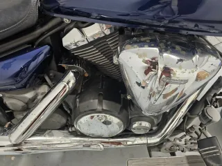 Motocicleta Cruiser Yamaha XVS 950 Midnightstar