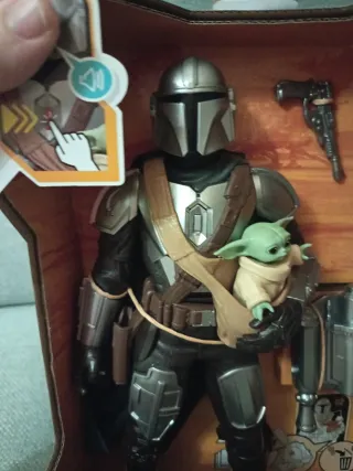 Figura Star Wars Mandalorian y Grogu