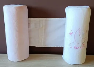 COJIN ANTIVUELCO para Bebés   Marca Pirulos