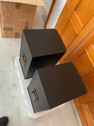 Altavoces Bowers & Wilkins DM602 S3 Negros