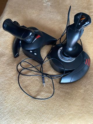 Thrustmaster HOTAS X Joystick e Manetta