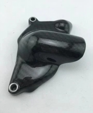 TAPA BOMBA AGUA CARBONO DUCATI HYPERMOTARD 821 93