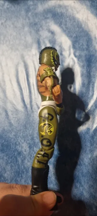 Figura WWE Rey Mysterio Mattel