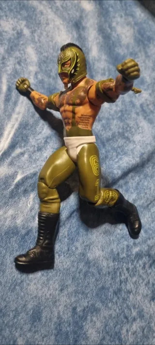 Figura WWE Rey Mysterio Mattel