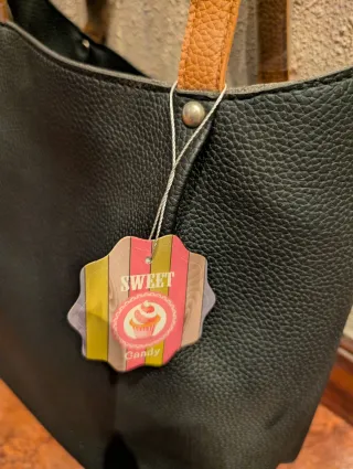 Bolso Negro con Cartera Marrón de Regalo