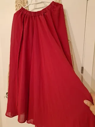 Falda roja para danza vientre/flamenca abertura