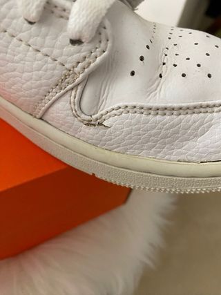 Nike Air Jordan 1 Mid Blancas