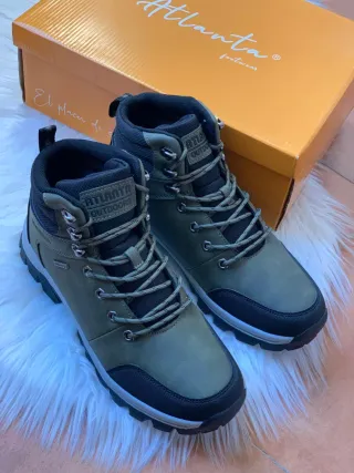 Botas hombre. Número  40