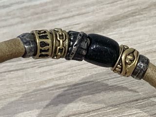 Pulsera Plata de Palo de cuero beige